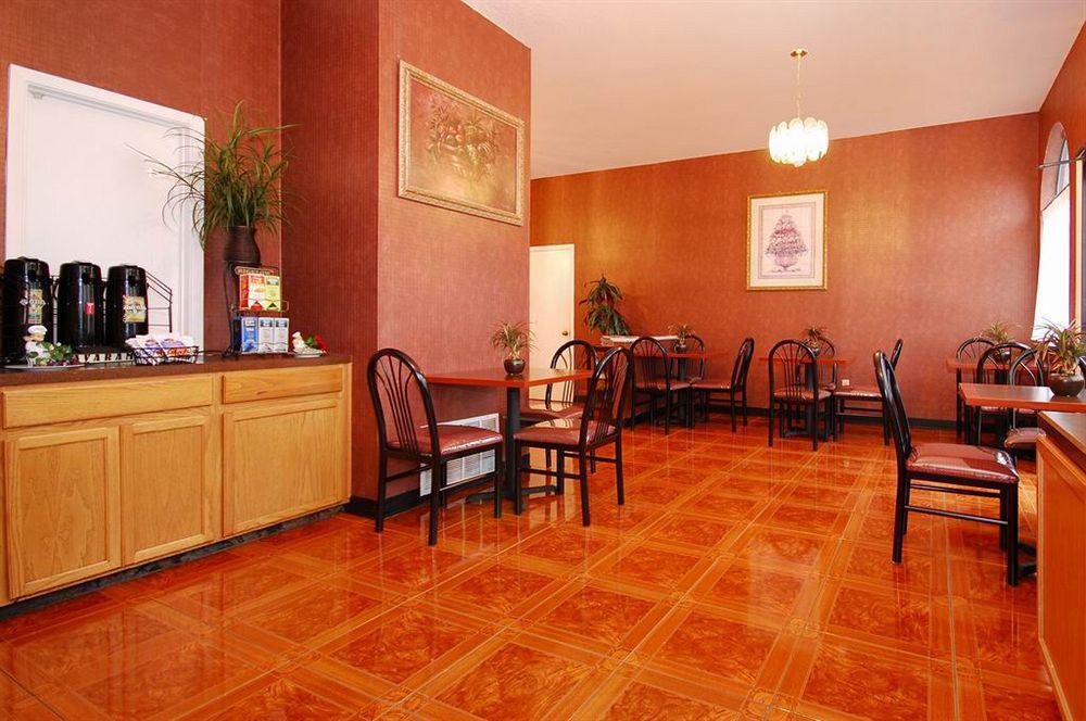 Super 8 By Wyndham San Antonio At I-10 Motel Restoran foto
